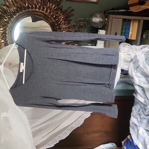 L forever 21 plain long sleeve tee